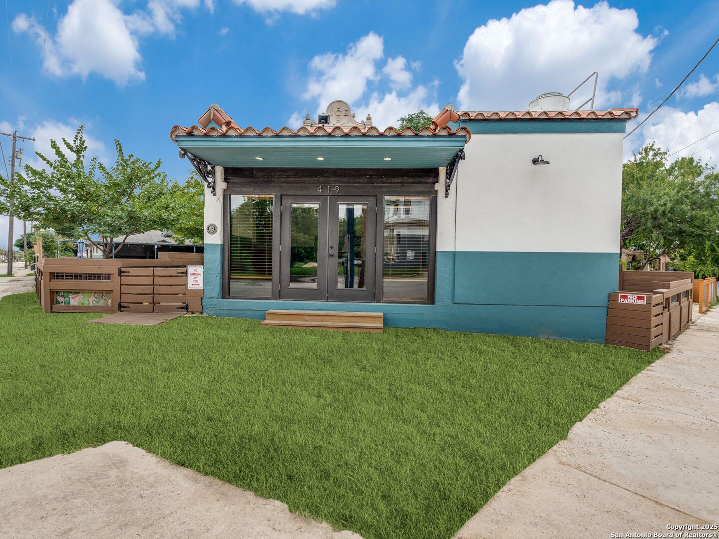 419 S Hackberry Street San Antonio TX 78203