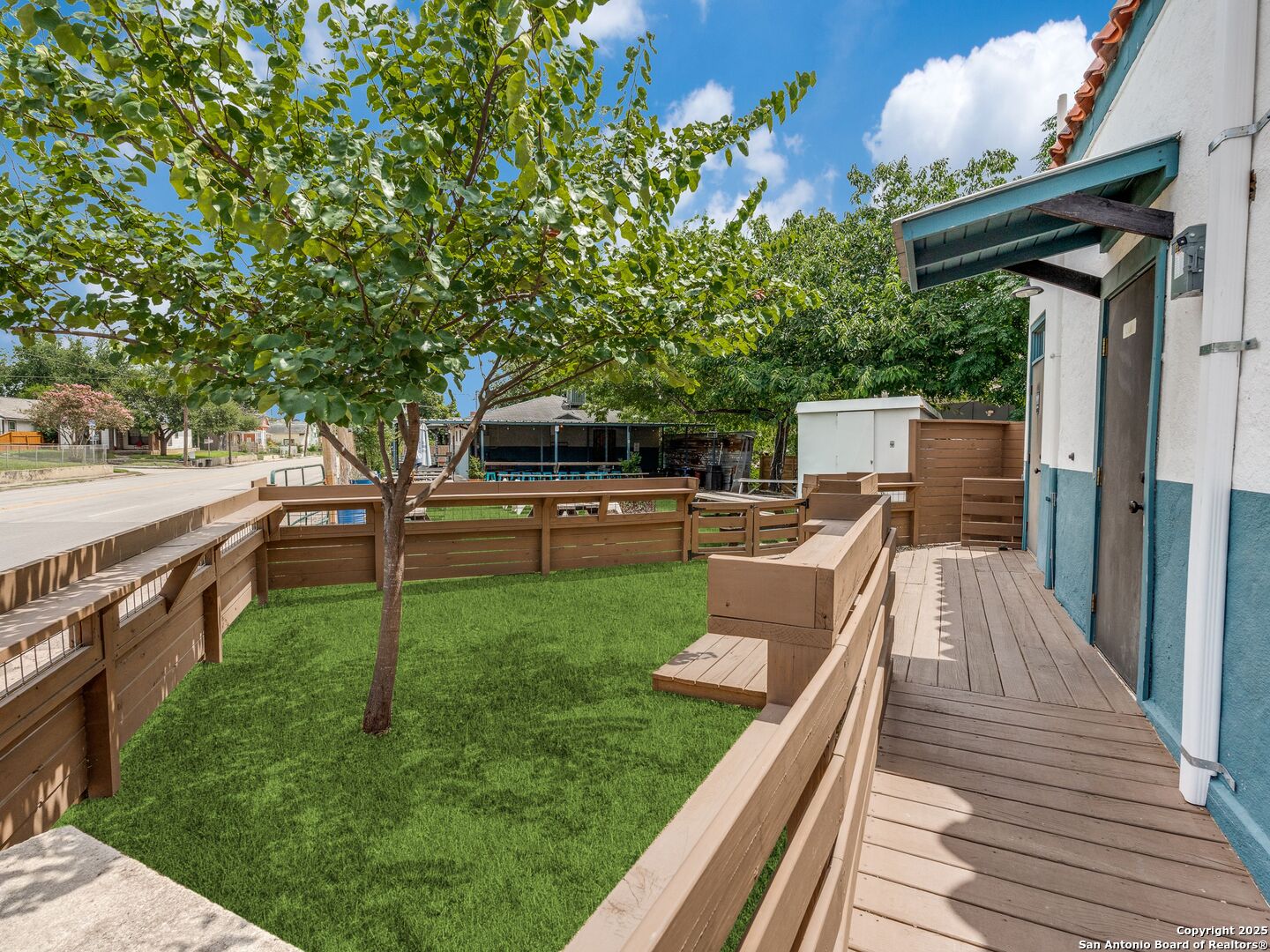 419 S Hackberry Street San Antonio TX 78203