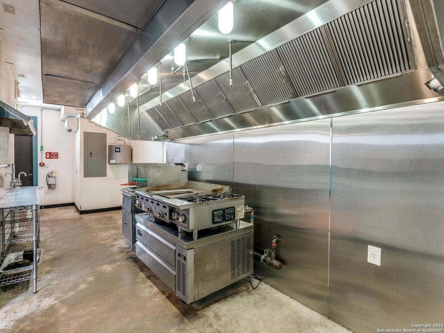 419 S Hackberry Street San Antonio TX 78203