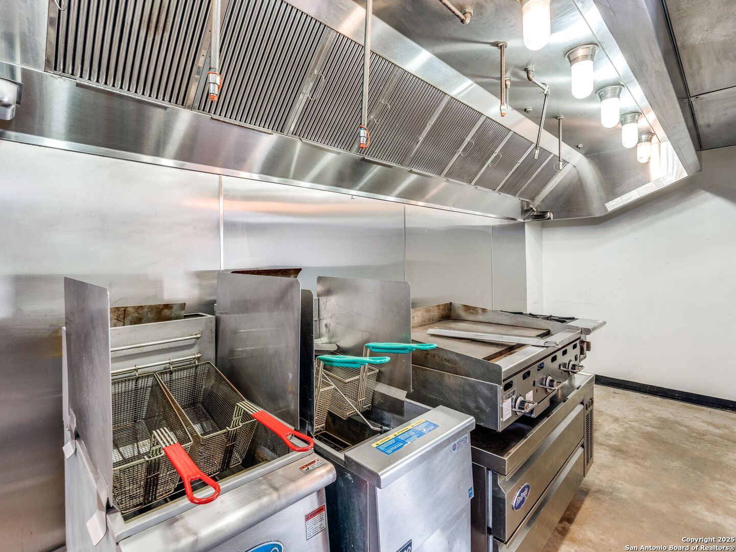 419 S Hackberry Street San Antonio TX 78203