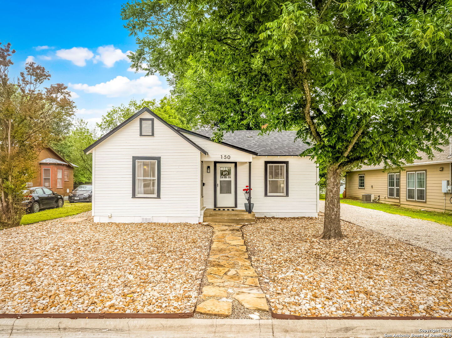 150 W Faust New Braunfels TX 78130