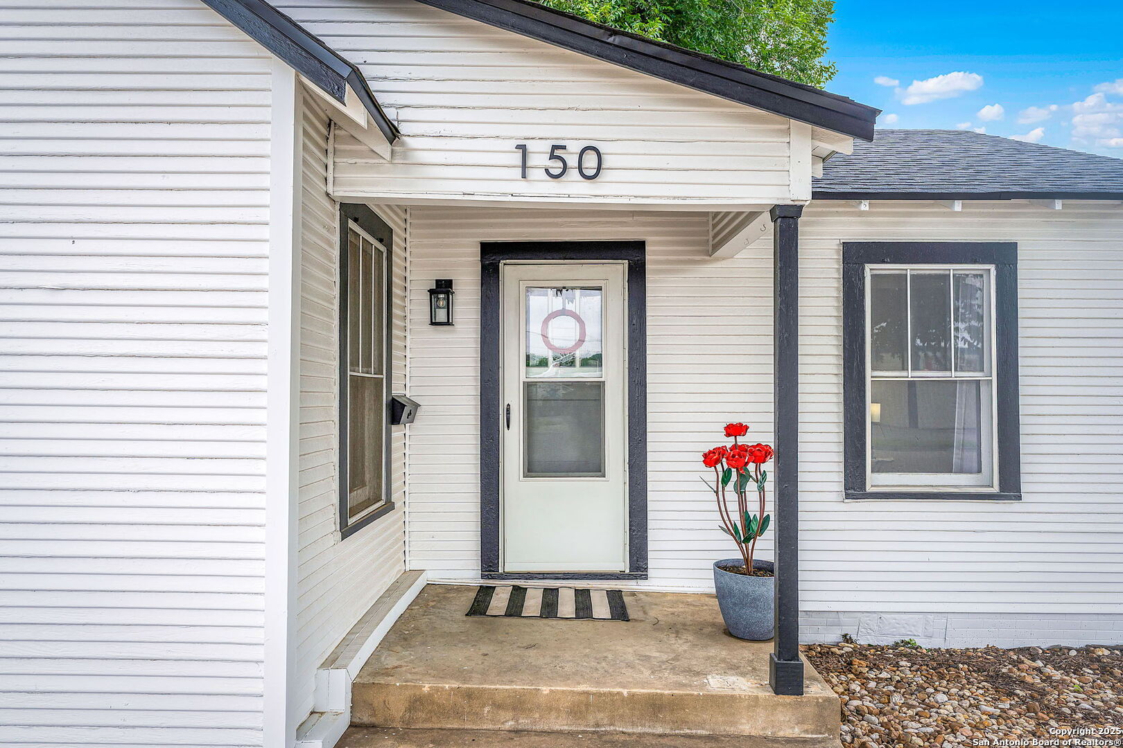 150 W Faust New Braunfels TX 78130