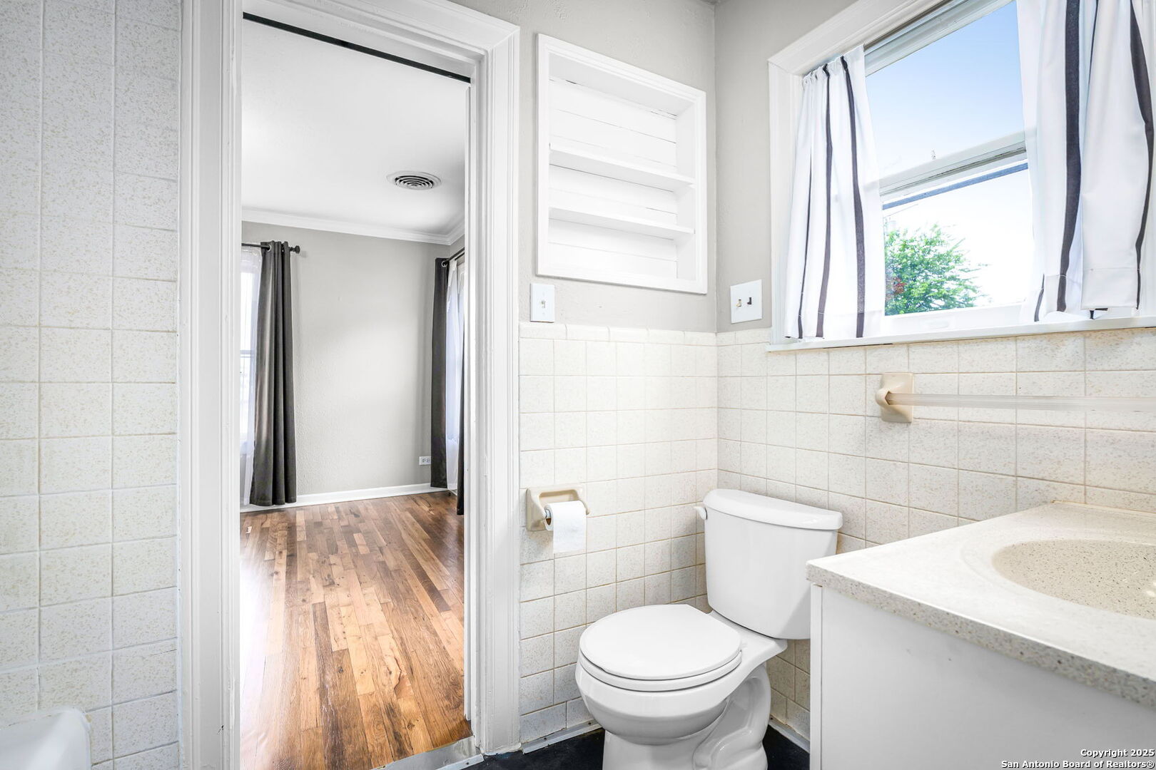 150 W Faust New Braunfels TX 78130