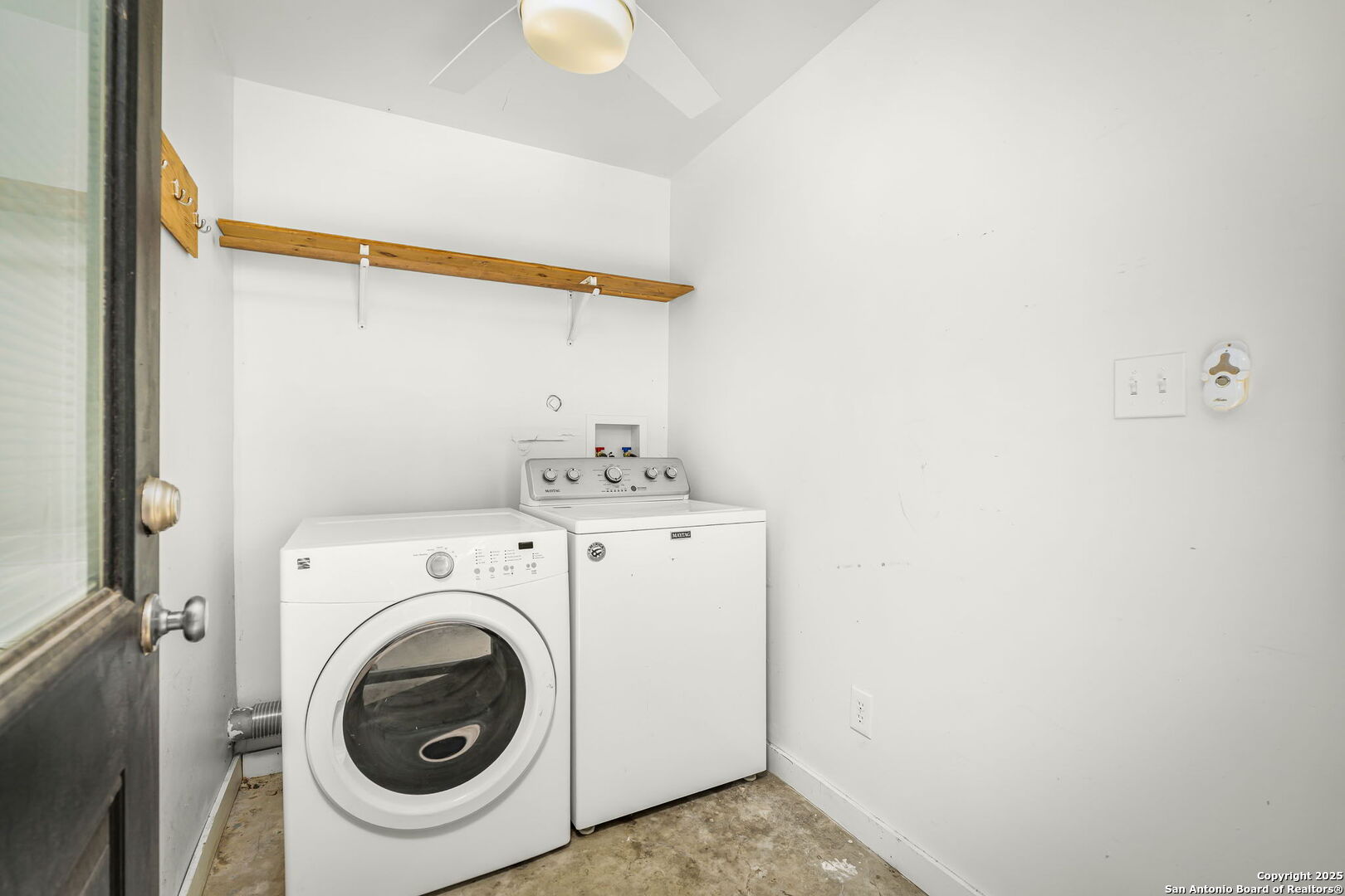 150 W Faust New Braunfels TX 78130