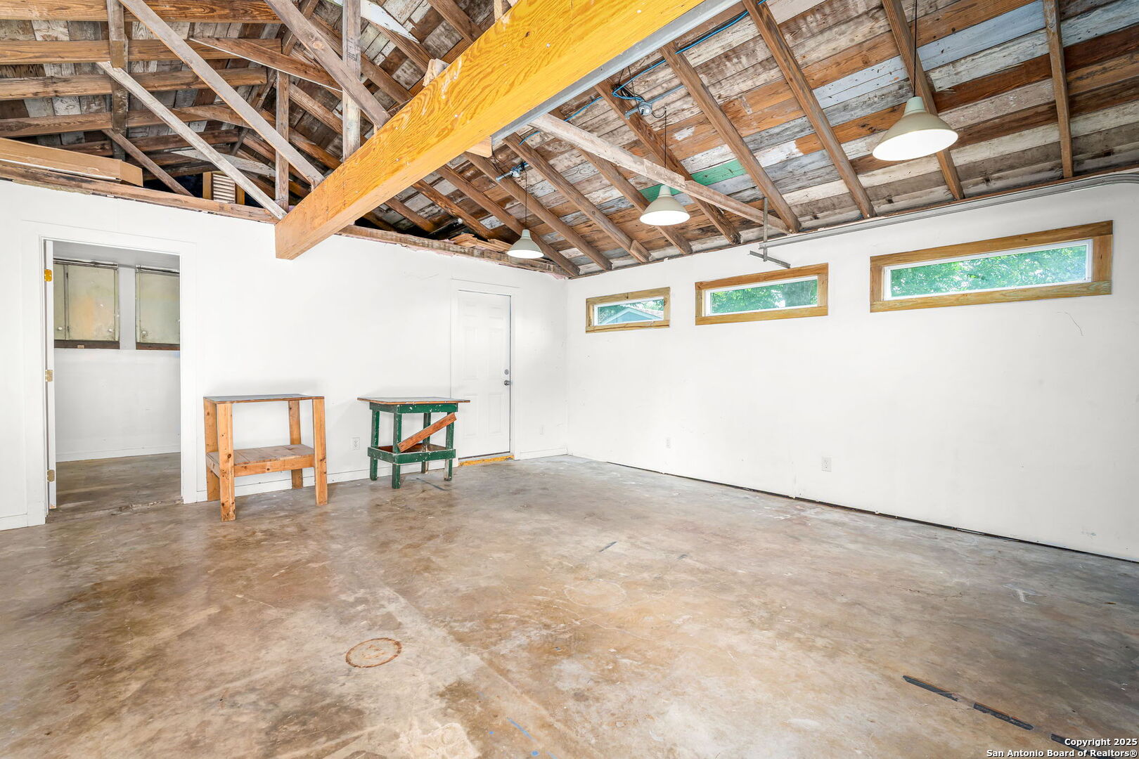 150 W Faust New Braunfels TX 78130