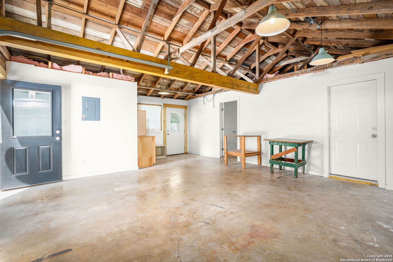 150 W Faust New Braunfels TX 78130