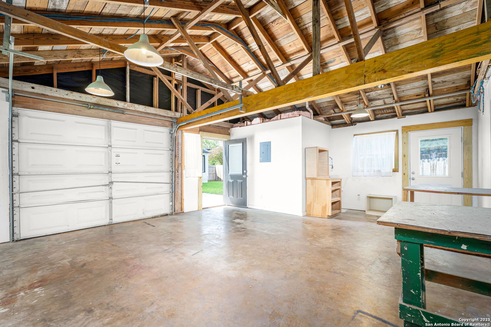 150 W Faust New Braunfels TX 78130