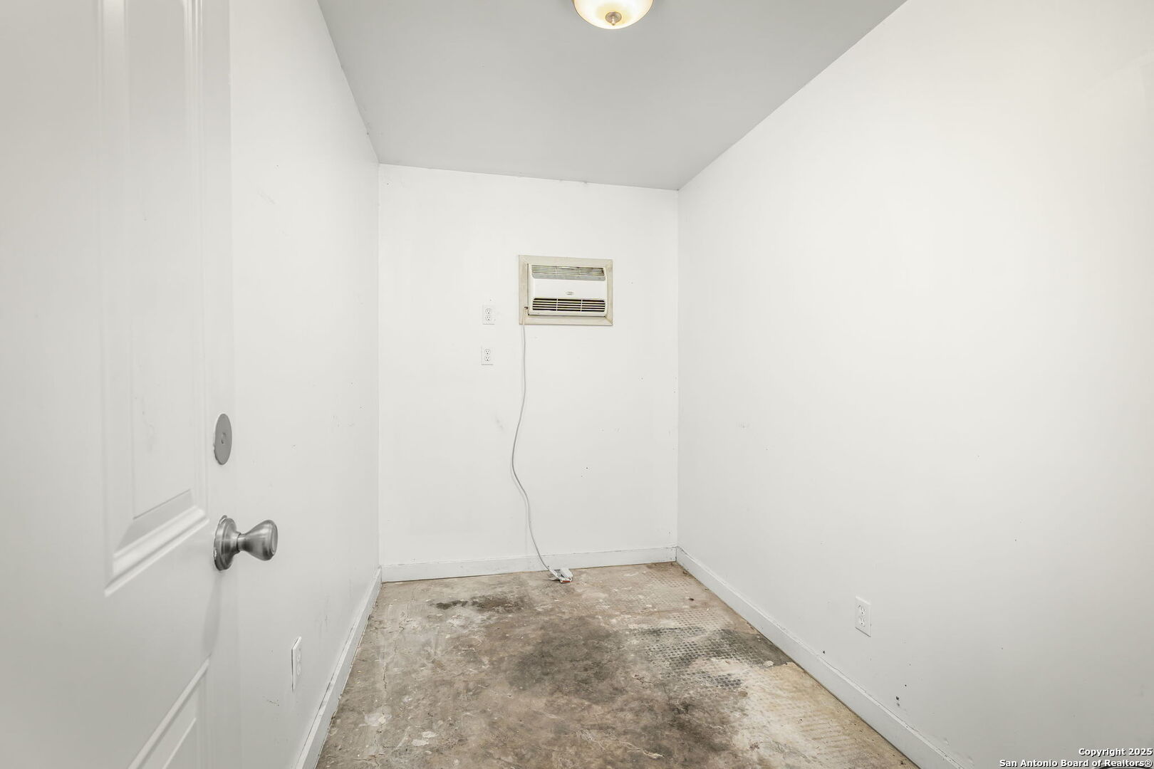 150 W Faust New Braunfels TX 78130