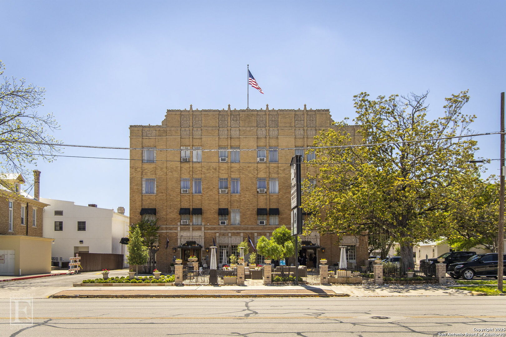 150 W Faust New Braunfels TX 78130