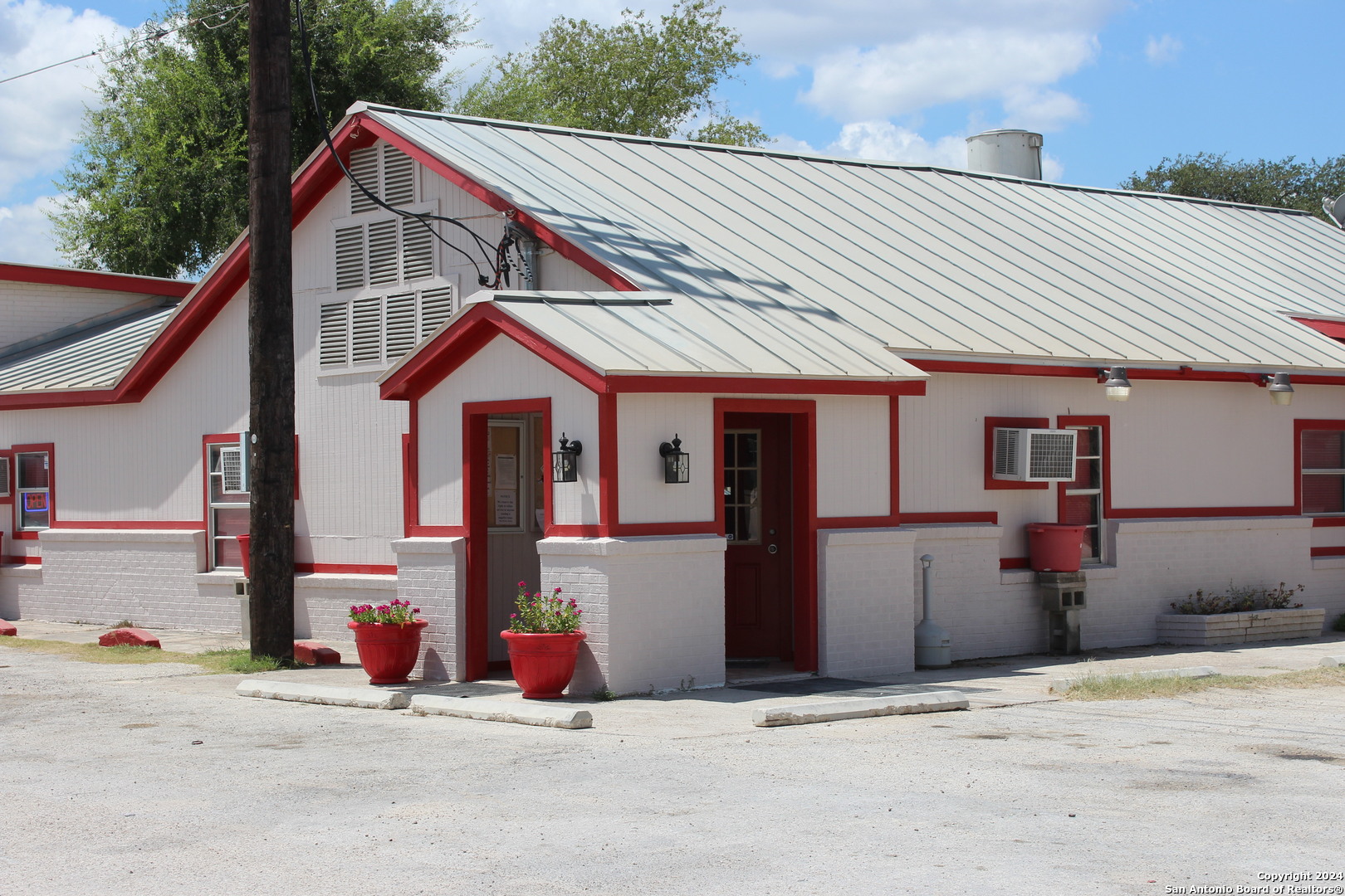 3047 Highway 16 Tilden TX 78072