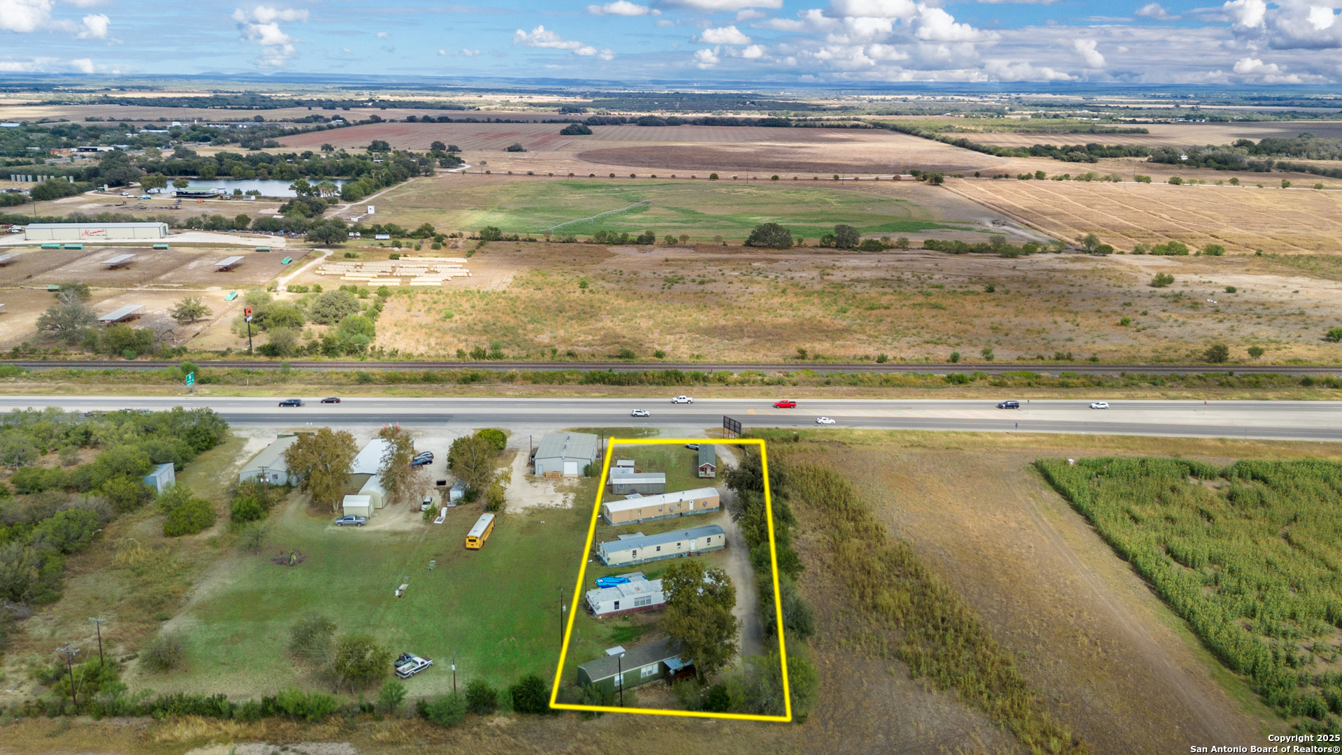 701 19th Hondo TX 78861