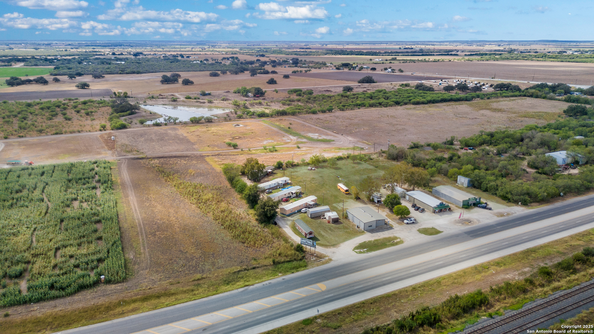 701 19th Hondo TX 78861