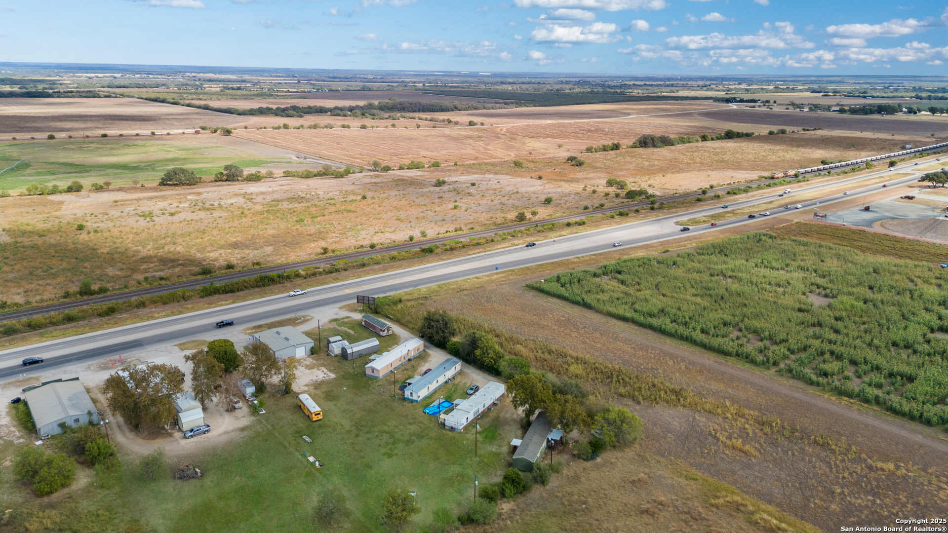 701 19th Hondo TX 78861