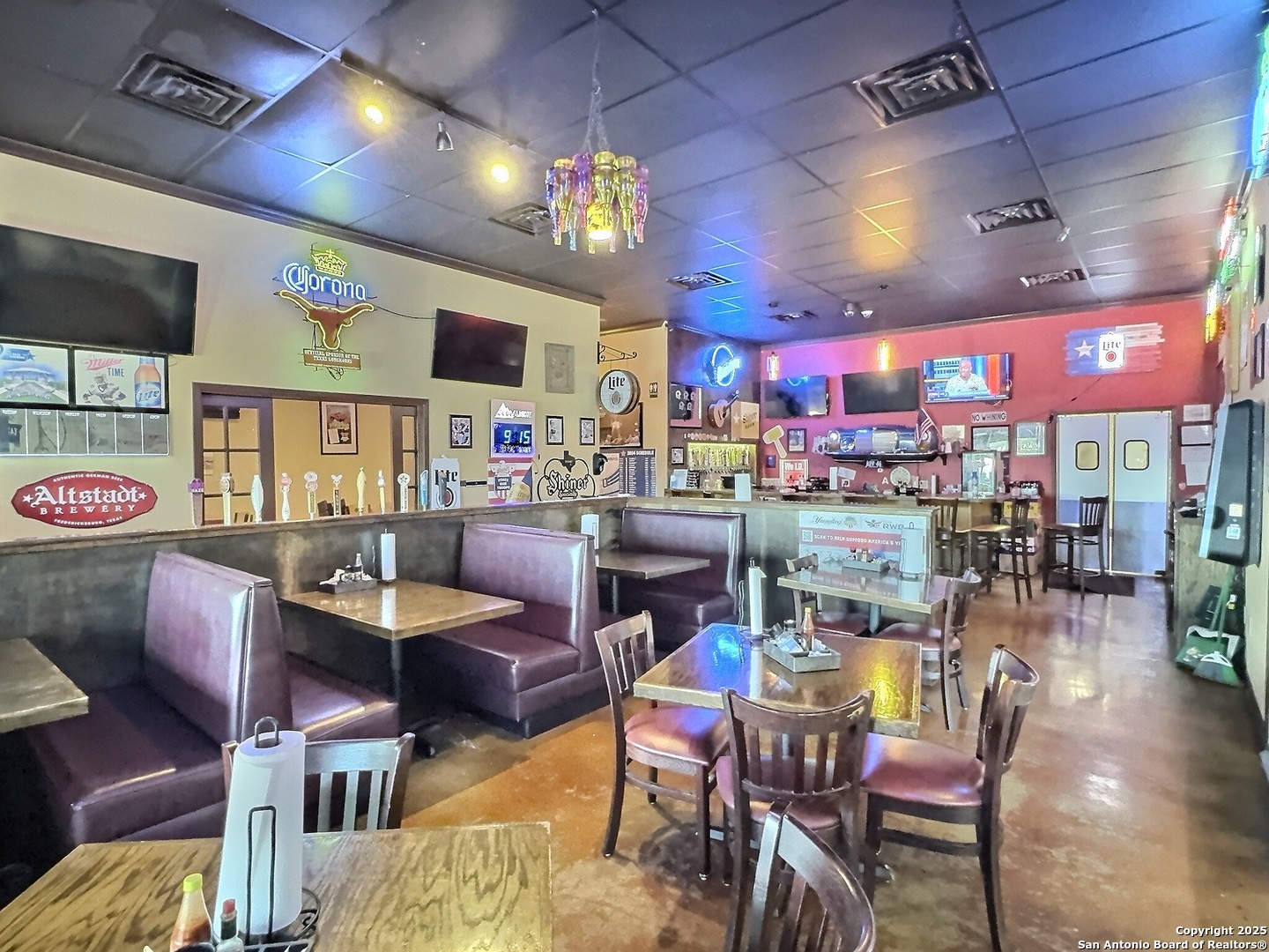 2262 Bandera Highway Kerrville TX 78028