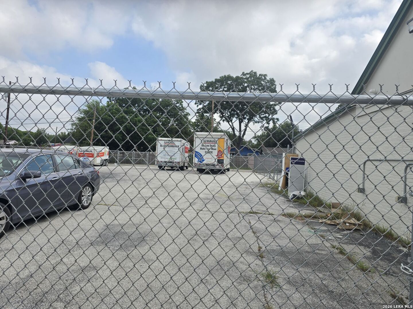 3815 W Commerce San Antonio TX 78207