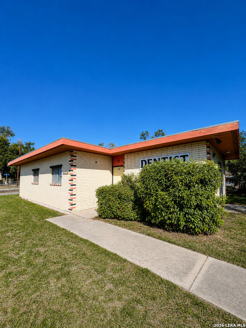 378 Las Palmas Drive San Antonio TX 78237