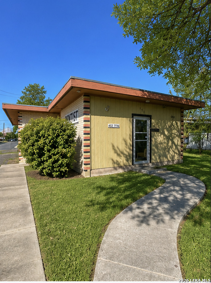 378 Las Palmas Drive San Antonio TX 78237