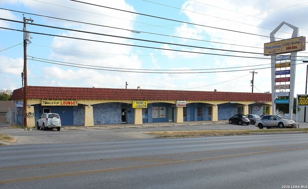 5713 Evers Road San Antonio TX 78240