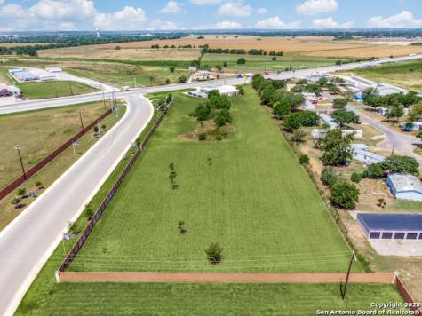2485 N State Highway 46 Seguin TX 78155