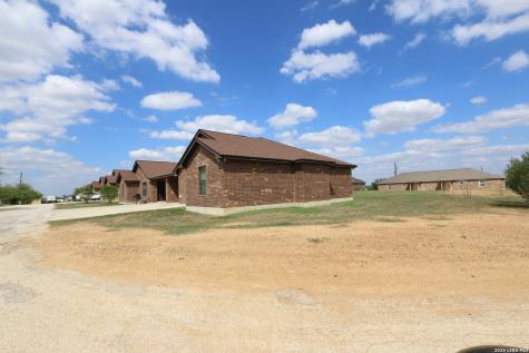 16020 Us Highway 87 West Adkins TX 78101