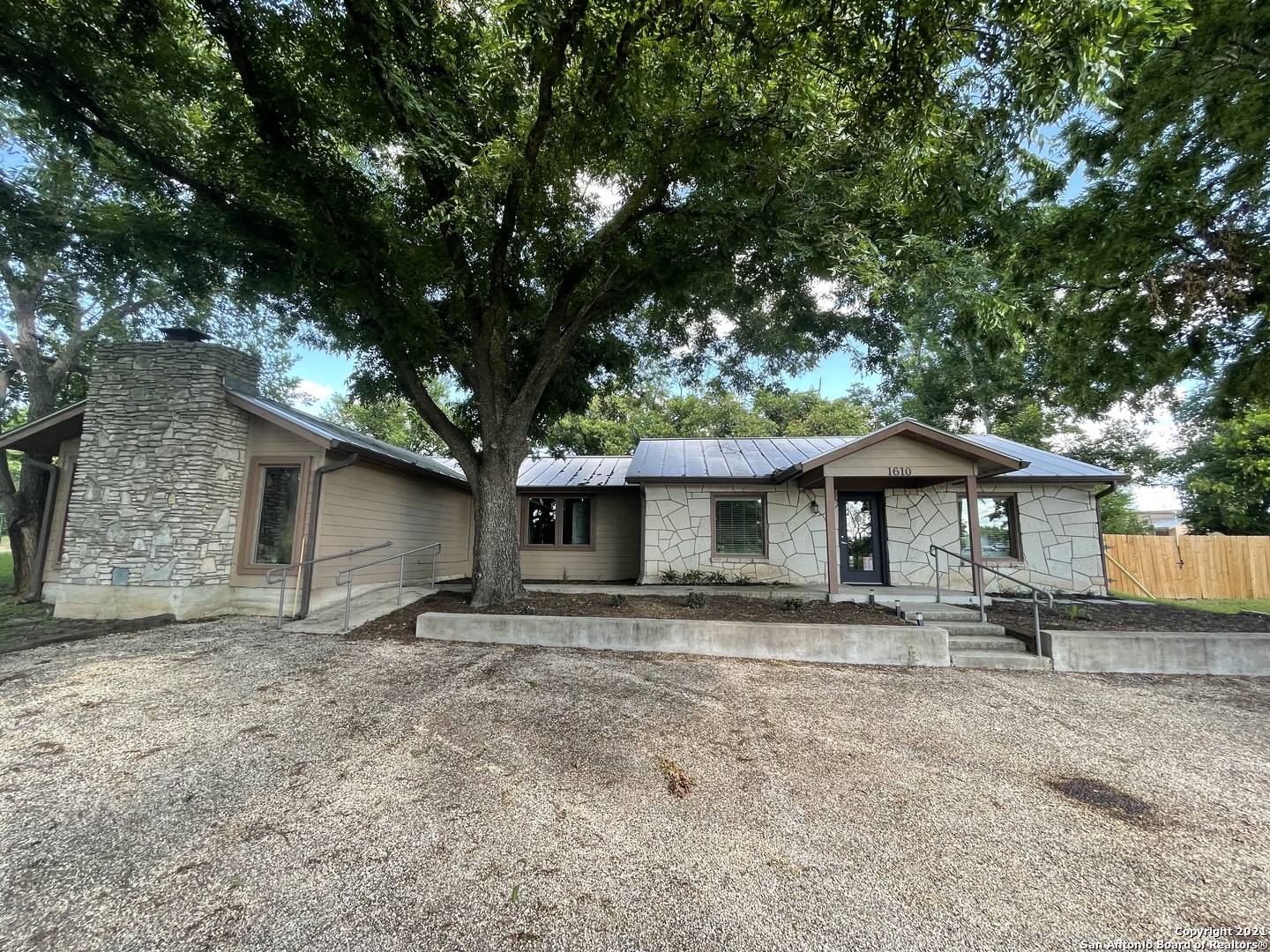 1610 Goat Creek Road Kerrville TX 78028