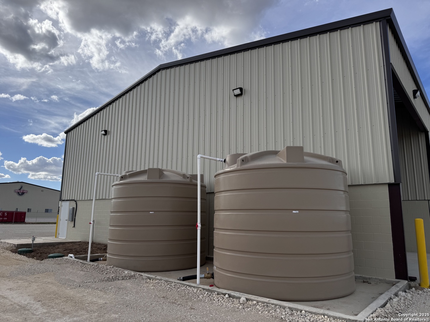 772 County Road 429 Pleasanton TX 78064