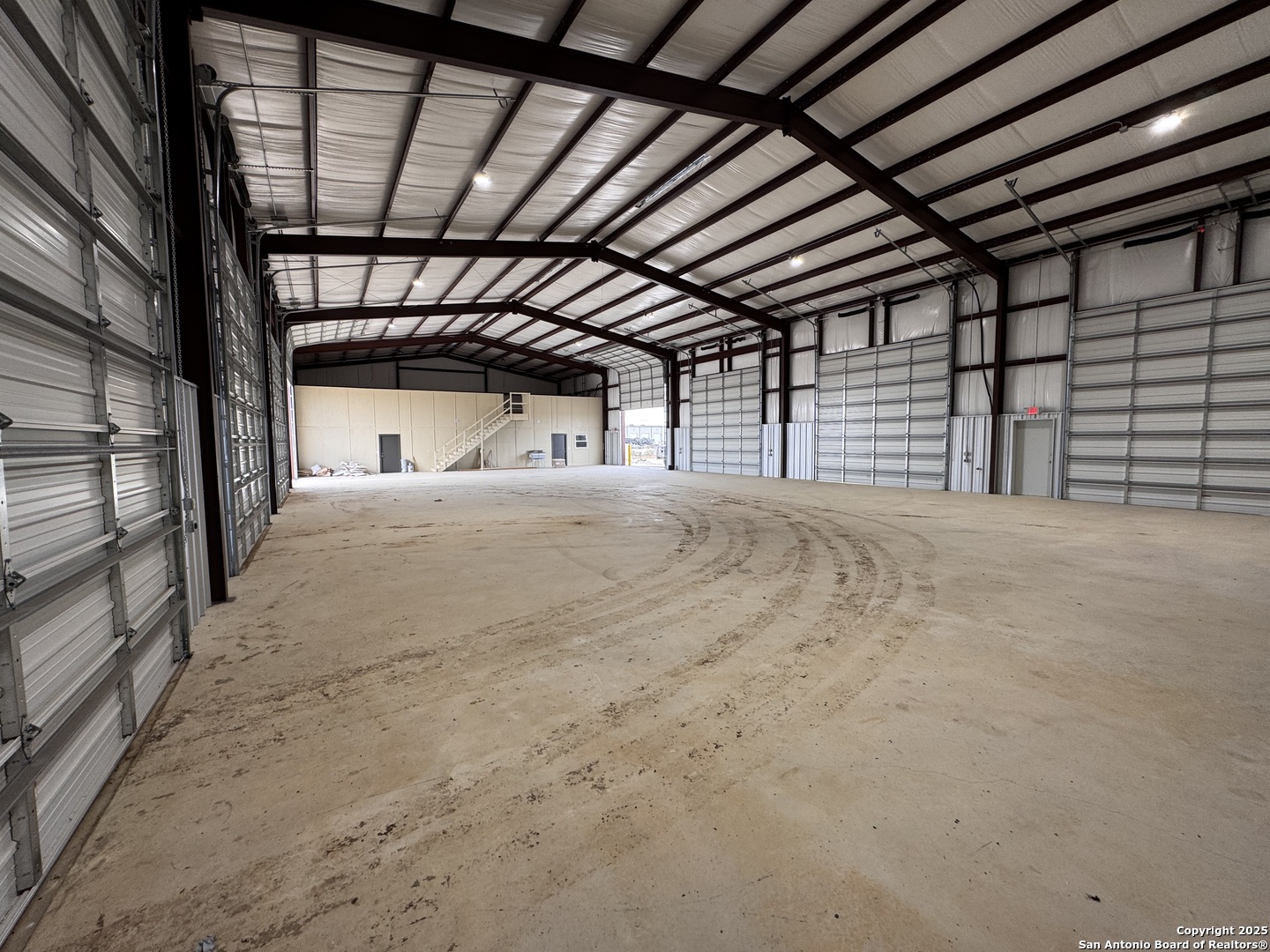 772 County Road 429 Pleasanton TX 78064