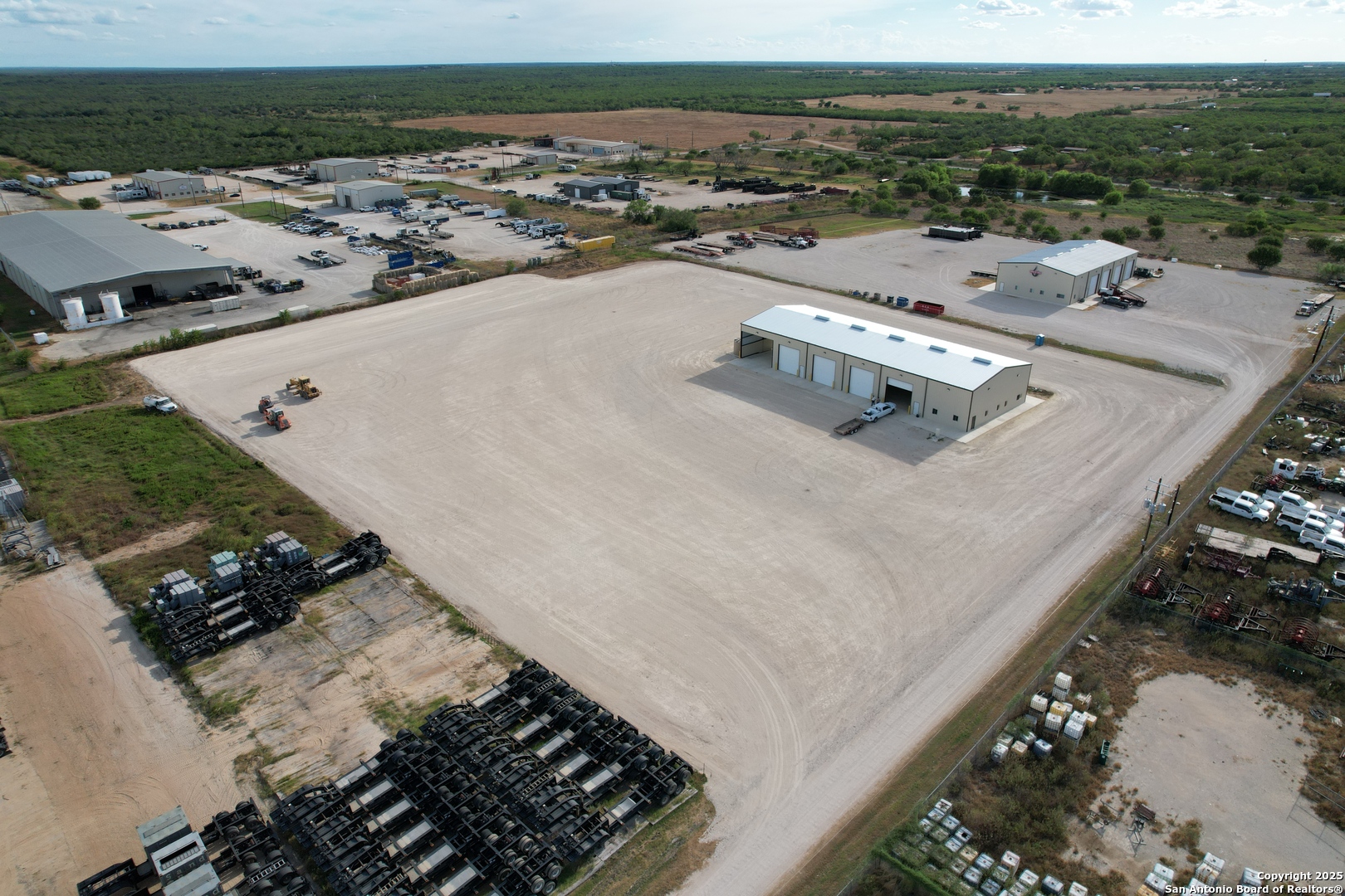 772 County Road 429 Pleasanton TX 78064