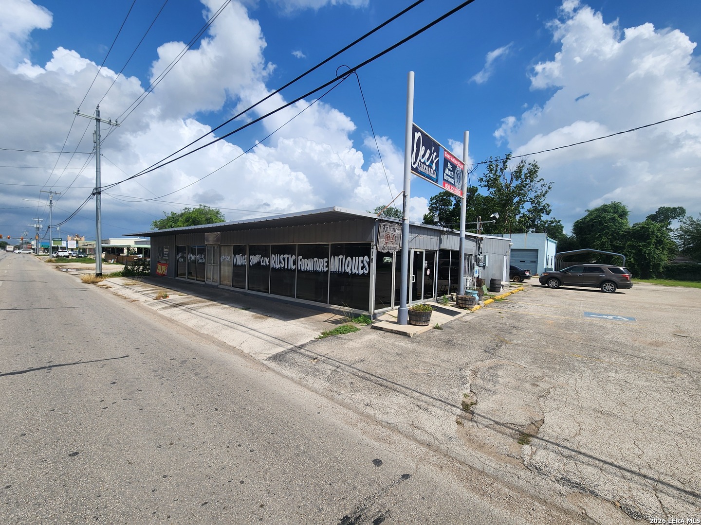 218 E Kingsbury Street Seguin TX 78155