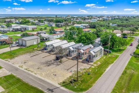 702 N 8th Street Port O'connor TX 77982