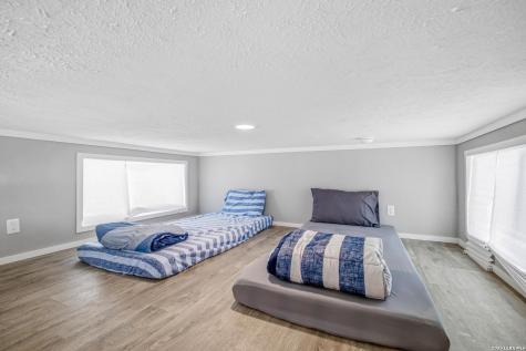 702 N 8th Street Port O'connor TX 77982