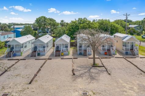 702 N 8th Street Port O'connor TX 77982
