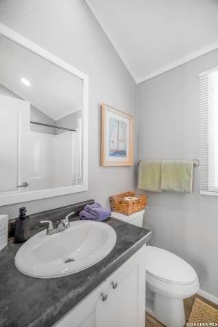 702 N 8th Street Port O'connor TX 77982