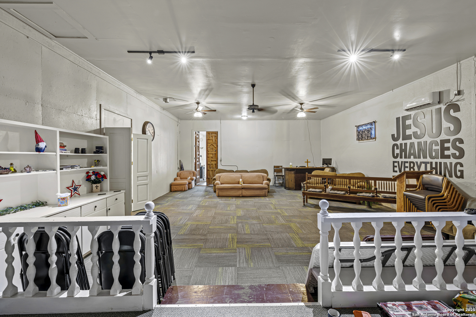 23654 W Us Highway 290 Harper TX 78631