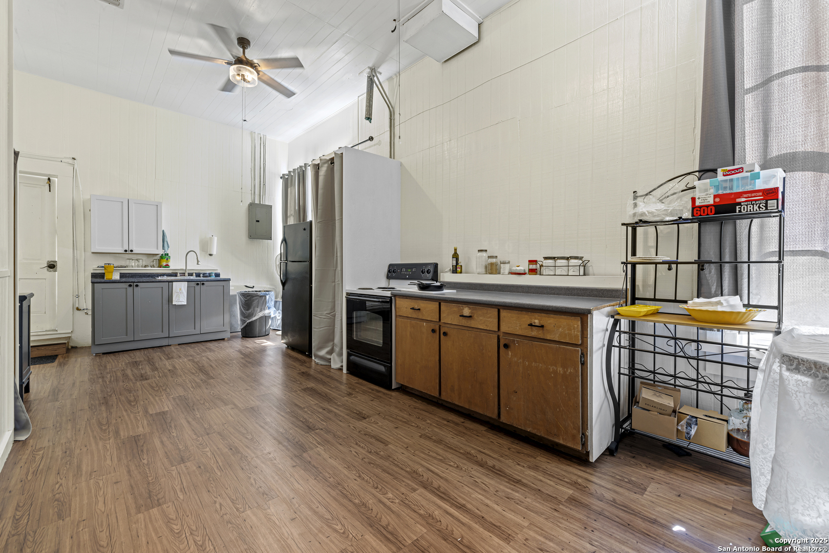 23654 W Us Highway 290 Harper TX 78631