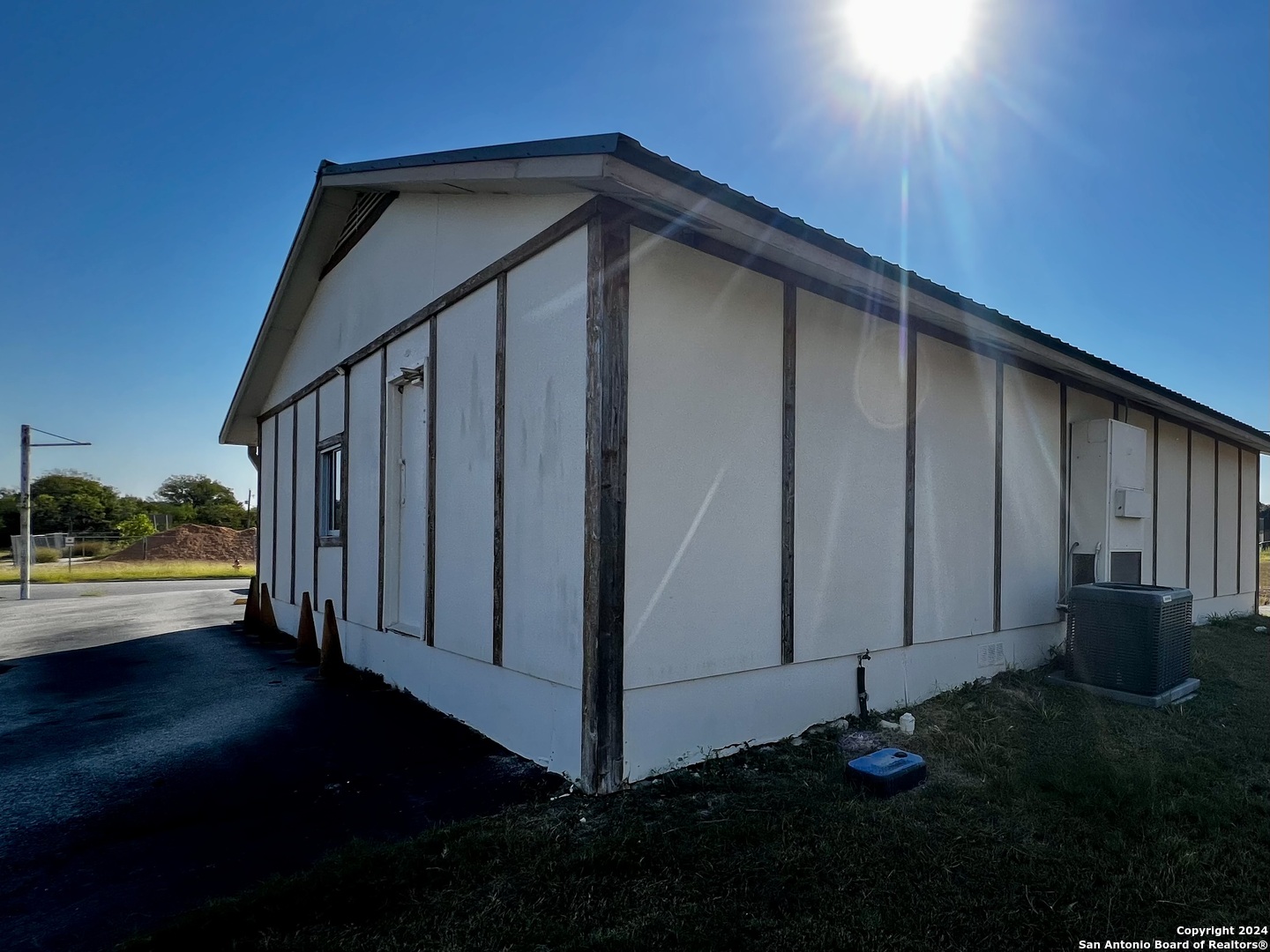 143 Craig Street Kenedy TX 78119