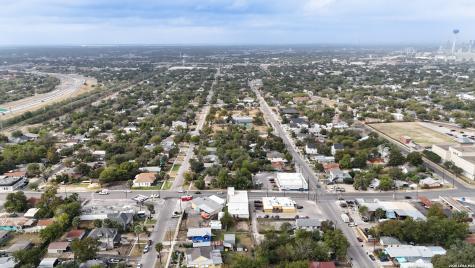 1426 New Braunfels San Antonio TX 78210
