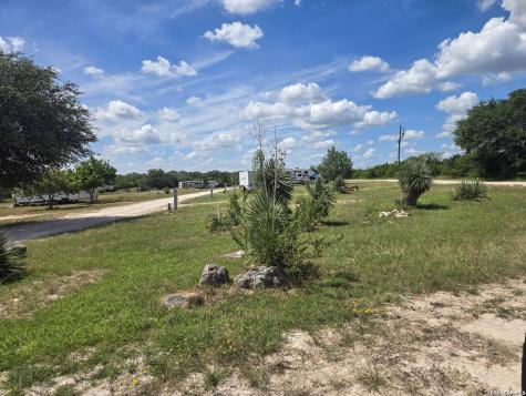1647 Charco Road Tuleta TX 78162