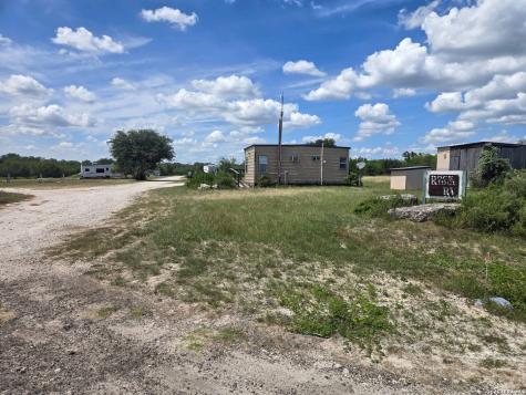 1647 Charco Road Tuleta TX 78162