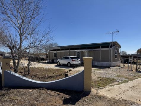 377 County Road 743 Yancey TX 78886