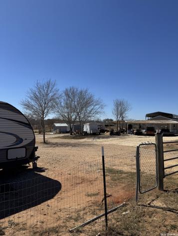 377 County Road 743 Yancey TX 78886