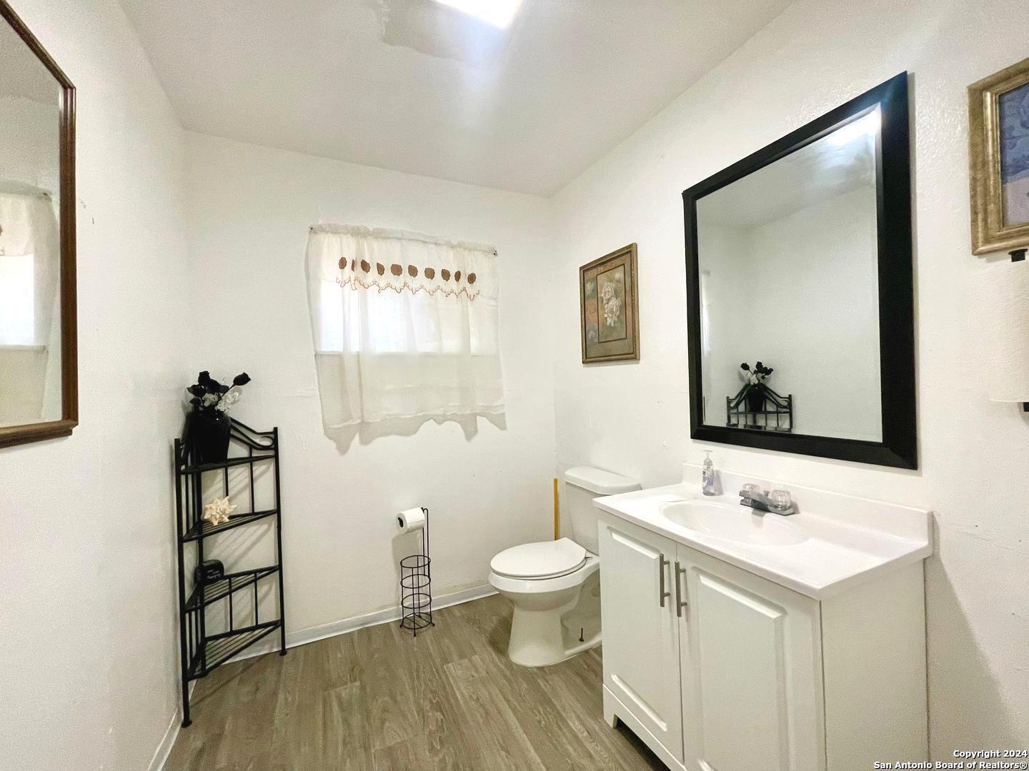 815 Albert San Antonio TX 78207