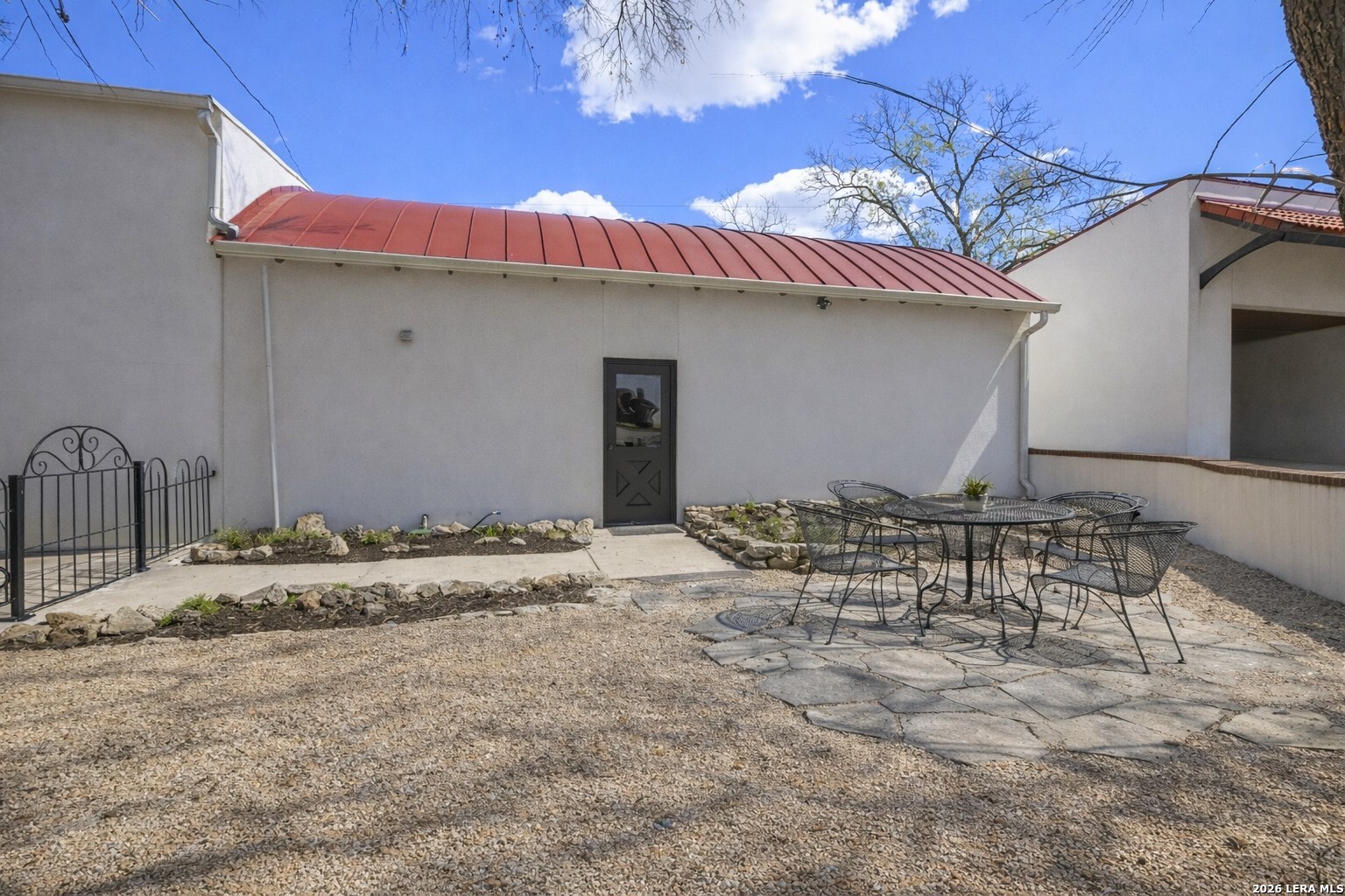 101 Skyline Center Point TX 78010