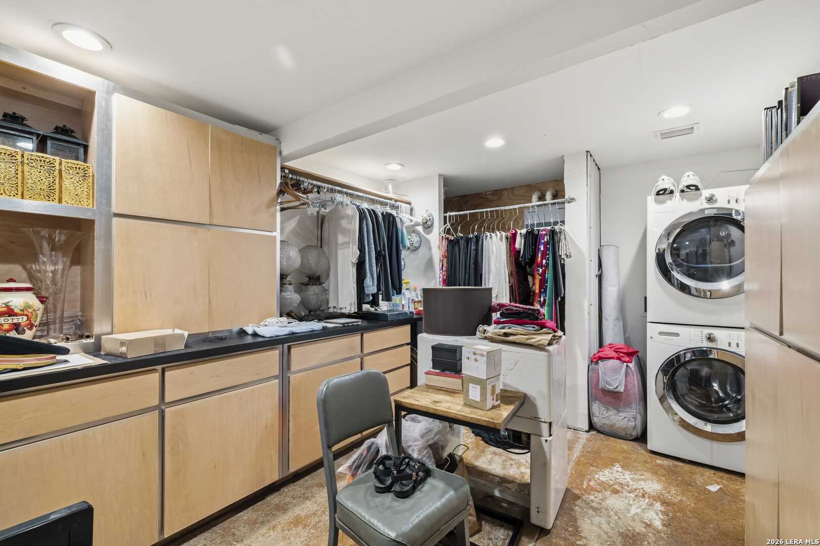 101 Skyline Center Point TX 78010