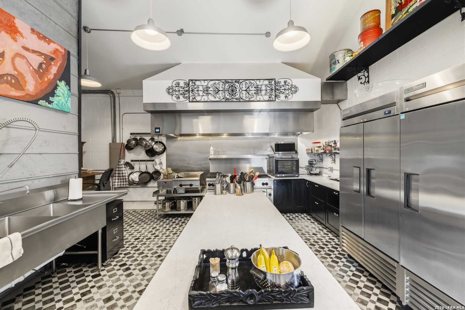 101 Skyline Center Point TX 78010