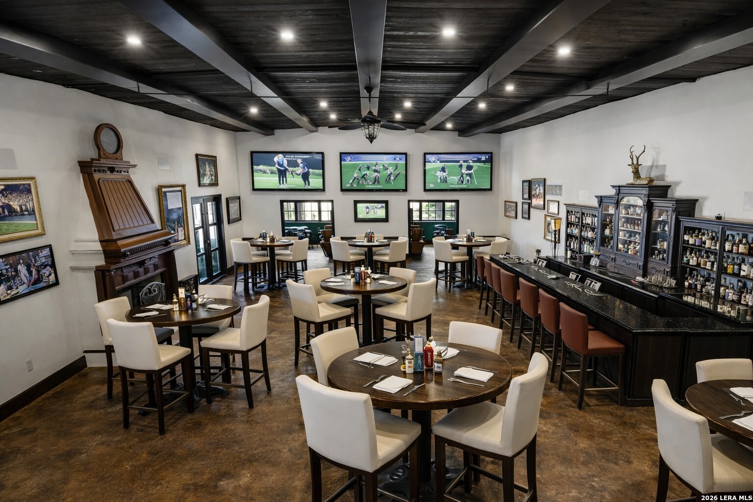 101 Skyline Center Point TX 78010