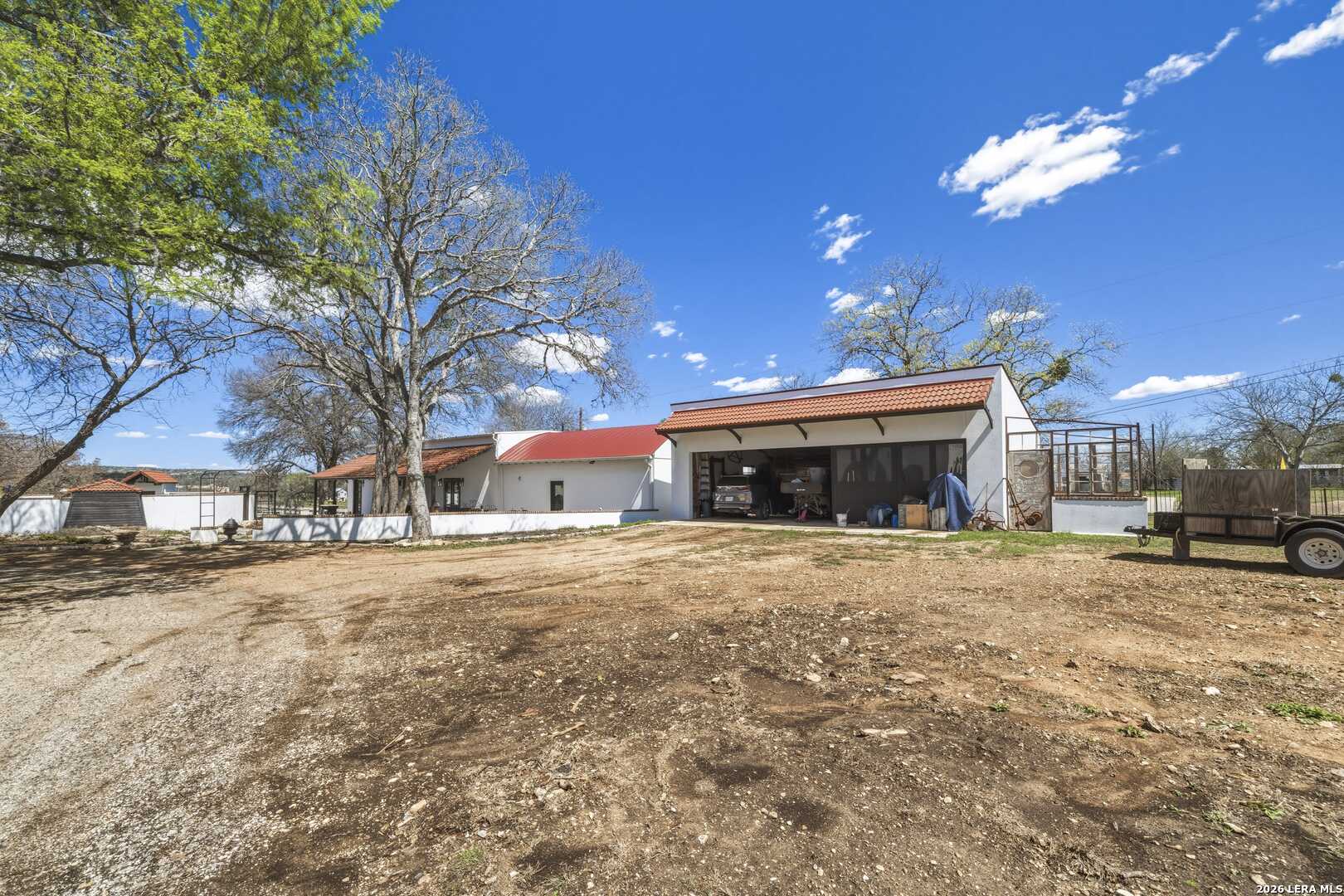 101 Skyline Center Point TX 78010