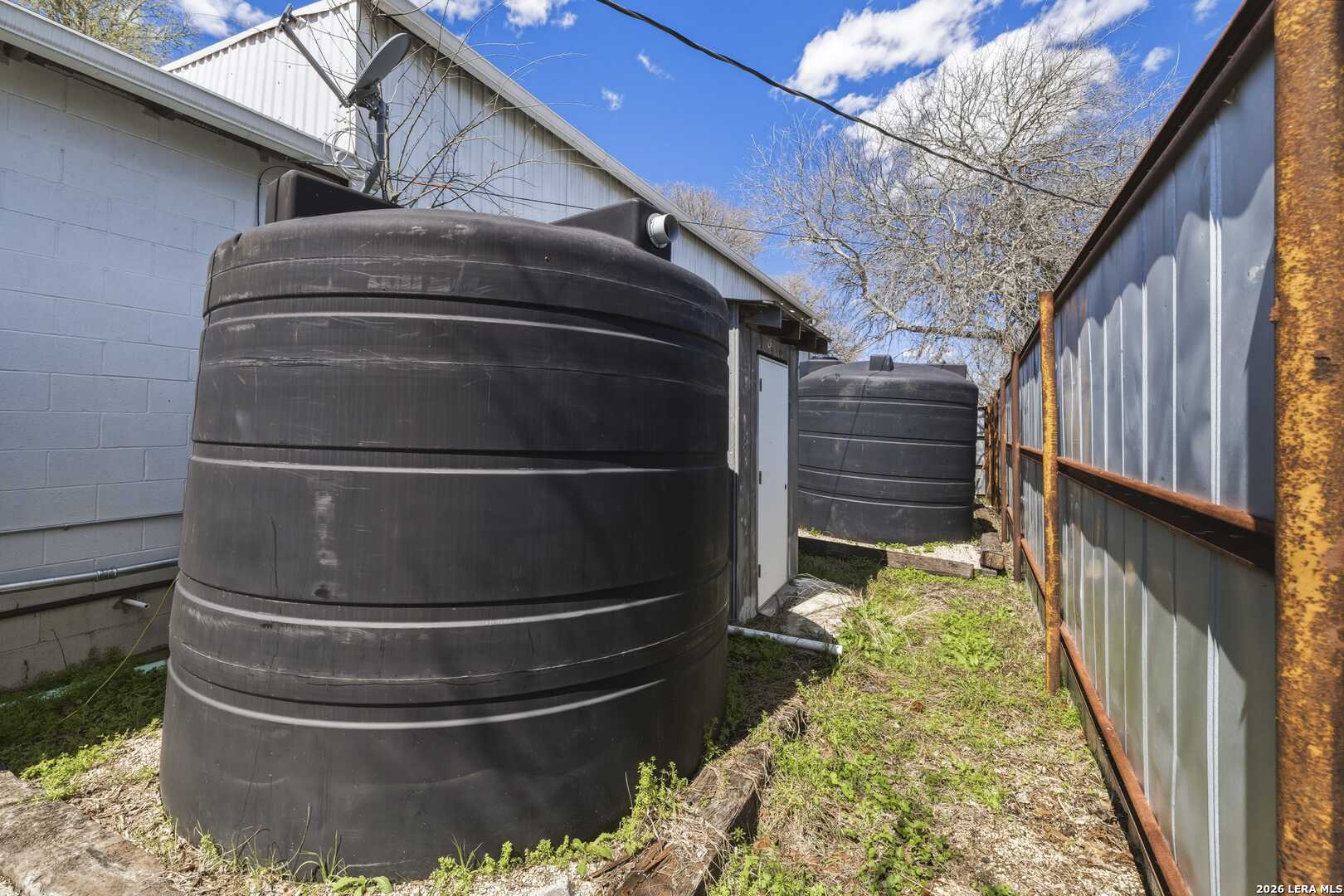 101 Skyline Center Point TX 78010