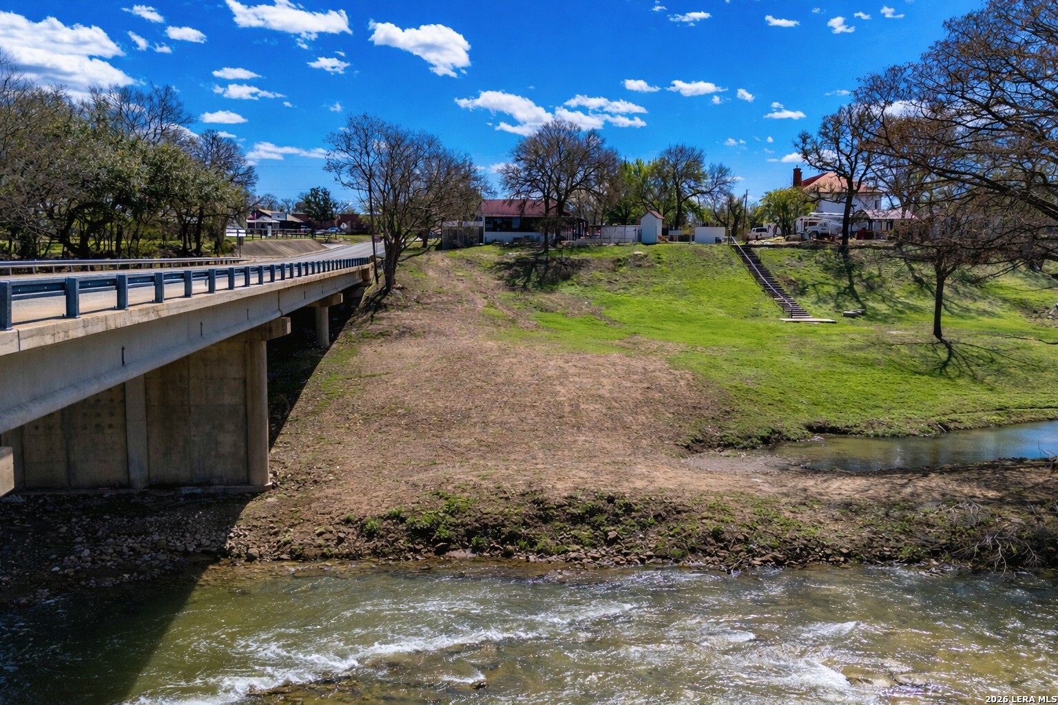 101 Skyline Center Point TX 78010