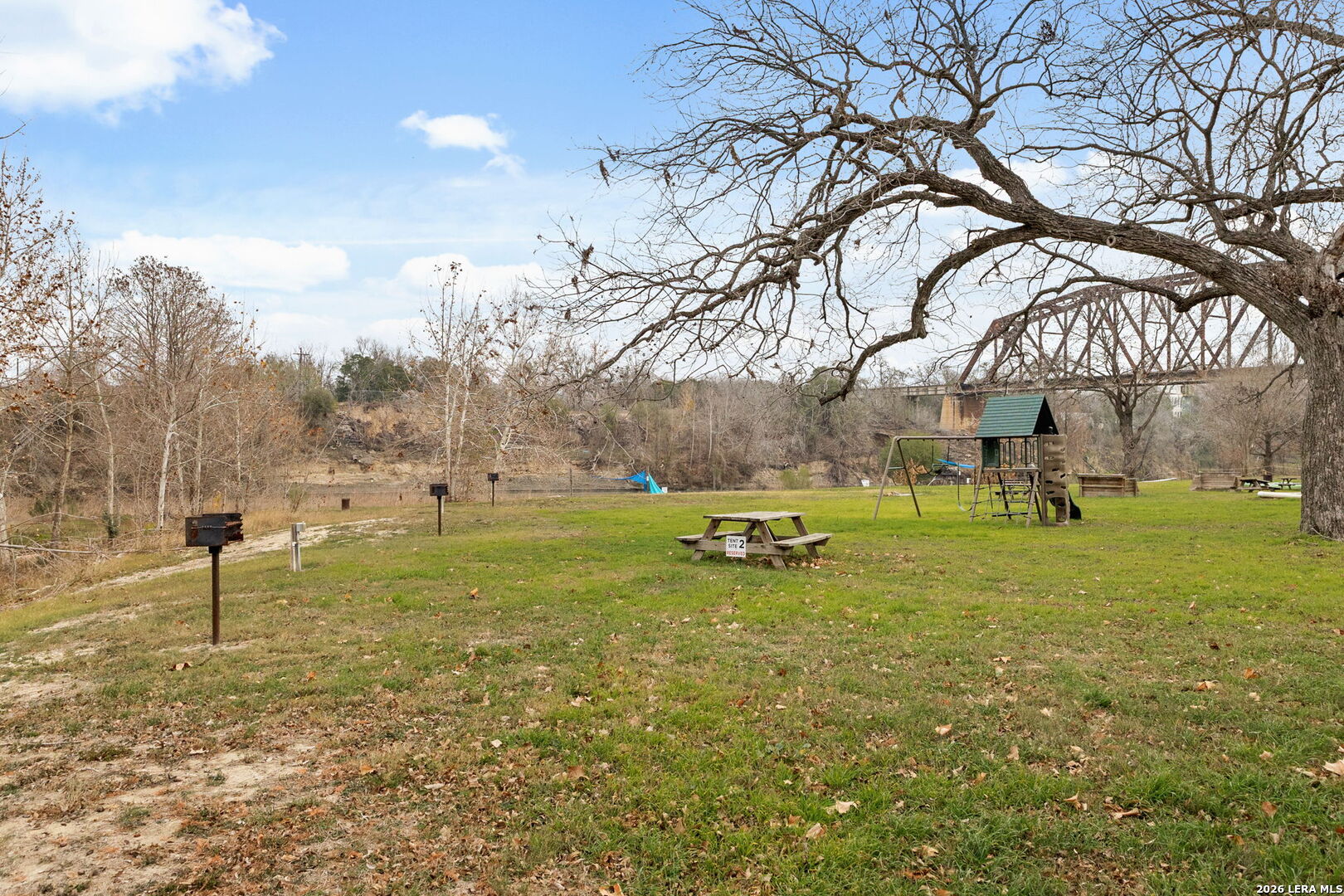 9035 Fm 725 Mcqueeney TX 78123